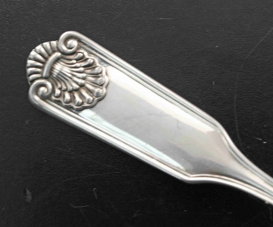 Frank Smith Sterling FIDDLE SHELL Tablespoon / Serving Spoon - Image 2 of 2