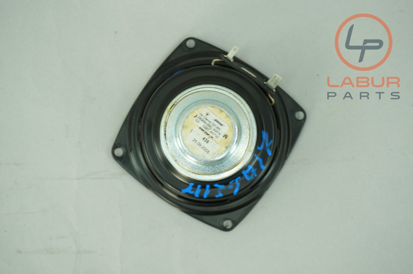 M139 03-19 Maserati GranTurismo Quattroporte Bose Dashboard Center Audio Speaker