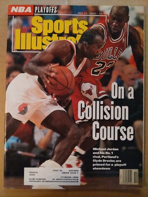 1992 May 11 Sports Illustrated Magazine Michael Jordan and Clyde Drexler (MH139)