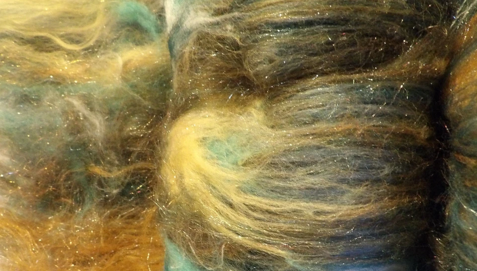 Woodland Fairy Carded Wool Art Batt 100-25g Soft Merino Silk & Sparkle Felt Spin - Image 4 of 4