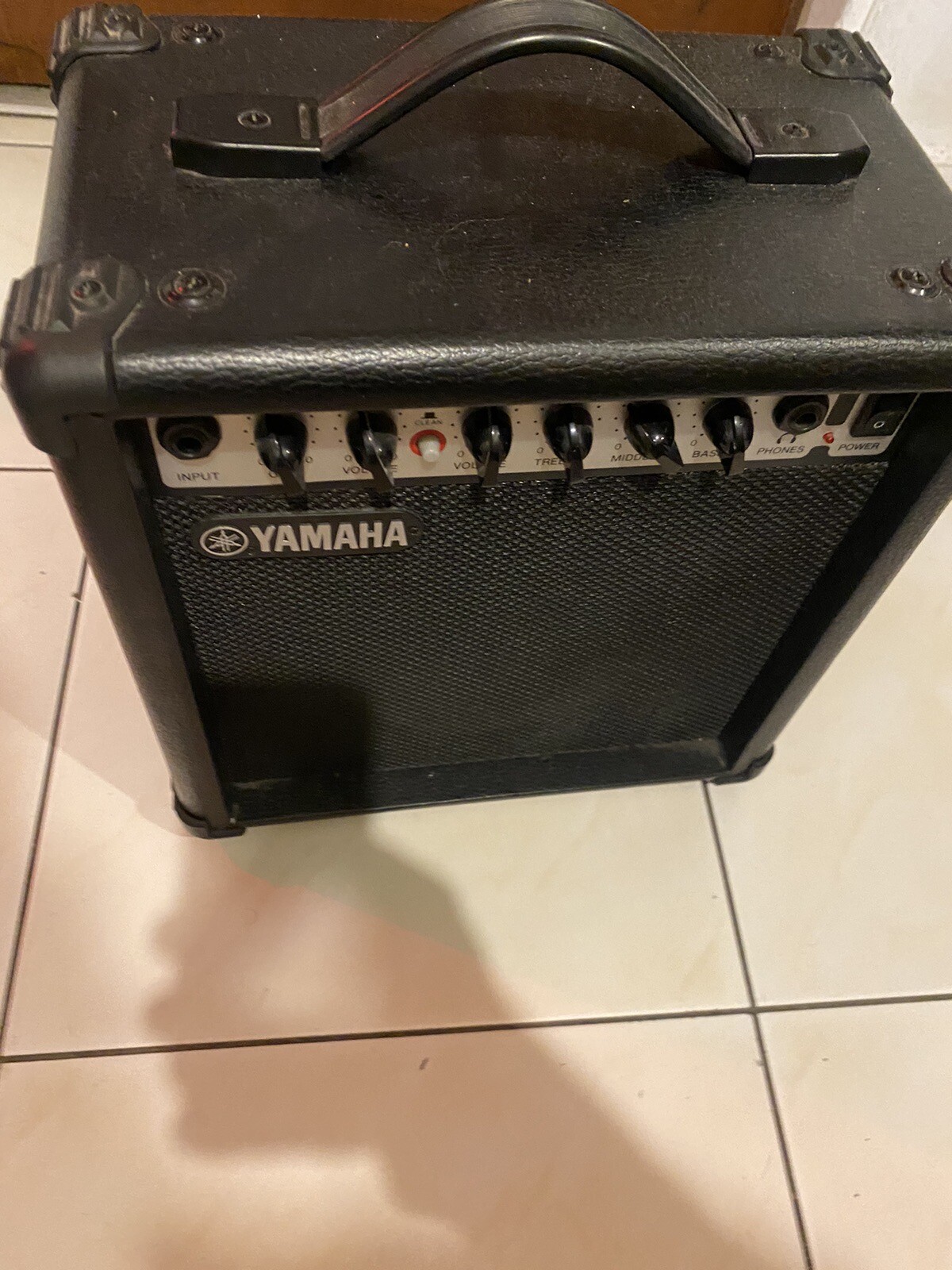 Yamaha EG112C Electric Guitar And Yamaha amplifier eBay