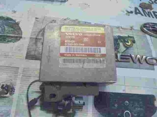 Airbagsensor Airbagsteuergerät Volvo 440 460 474128 BOSCH 0285001049