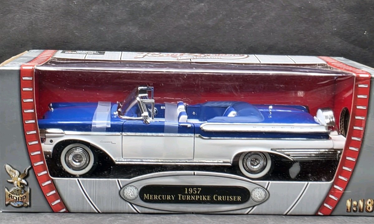 その他 marcury1977 Road Signature 1957 Mercury Turnpike Cruiser 1:18 Scale Diecast