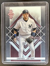 2025 Topps Transcendent Derek Jeter Icons Chrome #2 Yankees