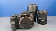 SONY DSLR-A200 Digital SLR Camera