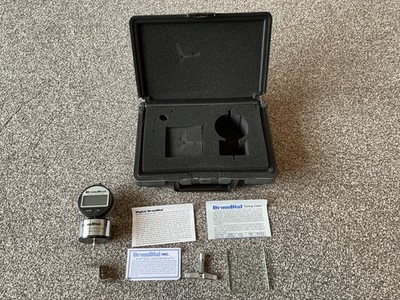 *NEU/OPEN BOX* Digital Precision Drum Dial Tuner mit Hardcase & Anleitung