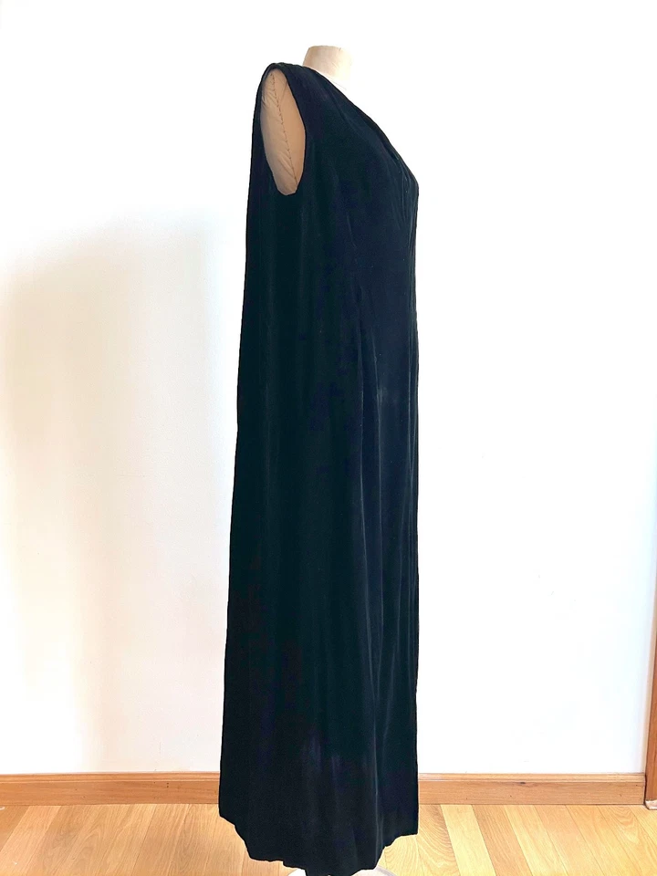 VTG 1960s Velvet Maxi Gown Goddess Holiday Dress Black Velvet L XL Palm Royale - Image 2 of 4
