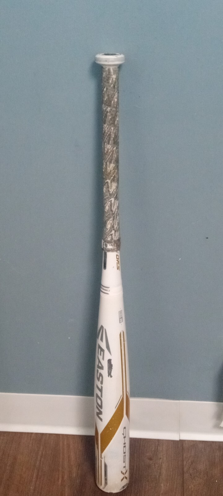 Easton GhostX (3) 32in & 29oz 2 5/8 Barrel Official Baseball Bat BB18GX eBay