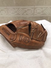 Wilson USA Fieldmaster Boys Game Ready 10.5  Baseball Glove Right Hand Throw