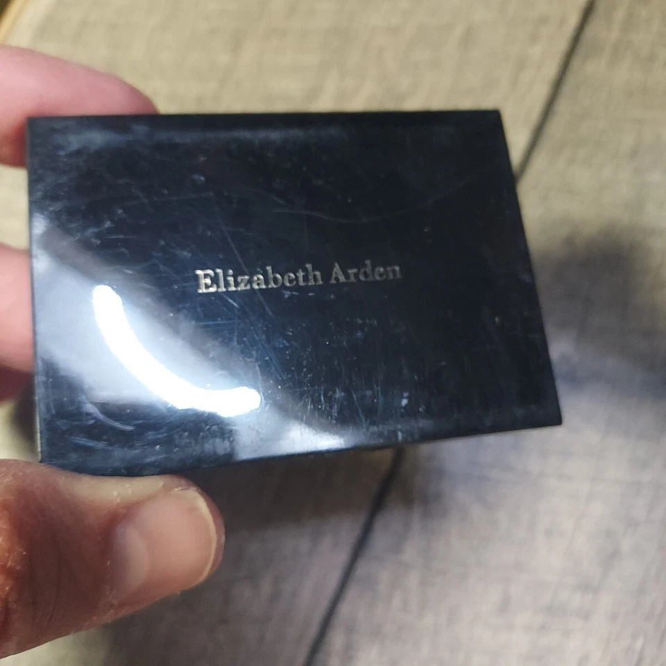 LOT OF 2 Elizabeth Arden Color Intrigue Eyeshadow Duo BLUE SMOKE Scuffed Case - Image 3 of 4