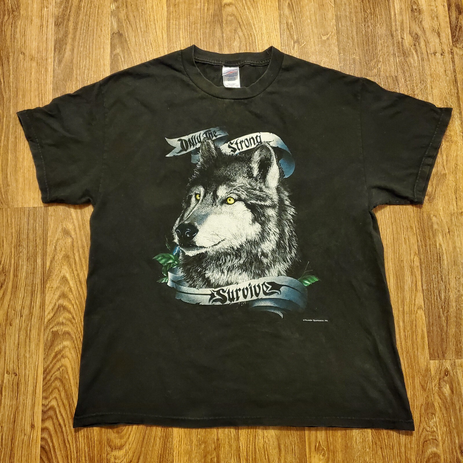 Only The Strong Survive Wolf TShirt Thunder Sportswear Inc. Sz Large