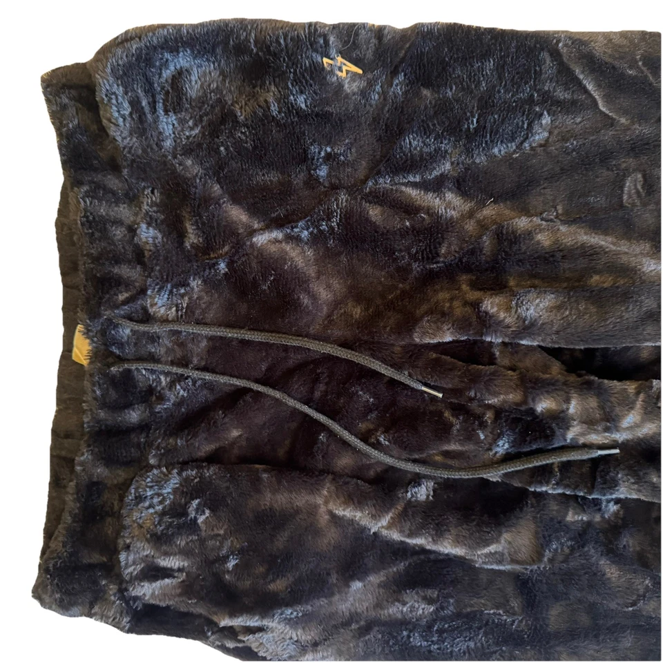 Pantalones de chándal No Boundaries negros de piel sintética talla L (11-13) forrados Foto 2 de 4