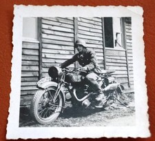 Altes SW privat Foto WK2: Wehrmachtssoldat auf NSU 501 OSL Motorrad &ndash; ca. 1937