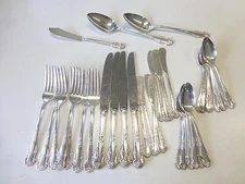 34 Piece HOLIDAY King Edward National Silver Plate Flatware Set 1951 Rose Flower