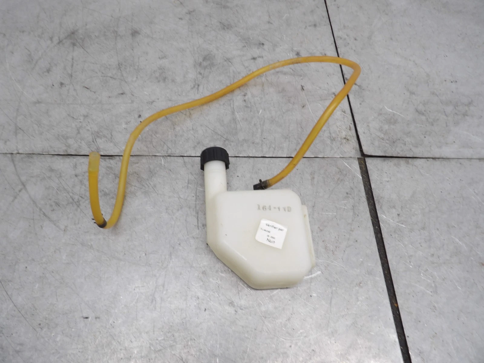 2002 Bombardier Traxter Autoshift 4x4 Coolant Overflow Tank 709200058