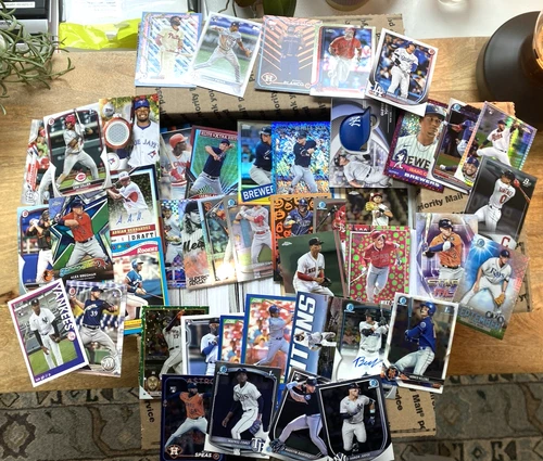 3,000+ ct Box Huge Lot of Cards Rare Insert SSP Refractors Autos Serial Ohtani