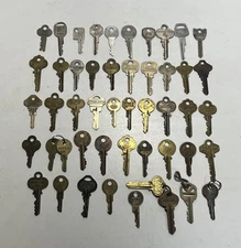Lot of 50 Vintage Brass & Steel House Keys – Yale, Ilco, Master, Mixed Types. *3