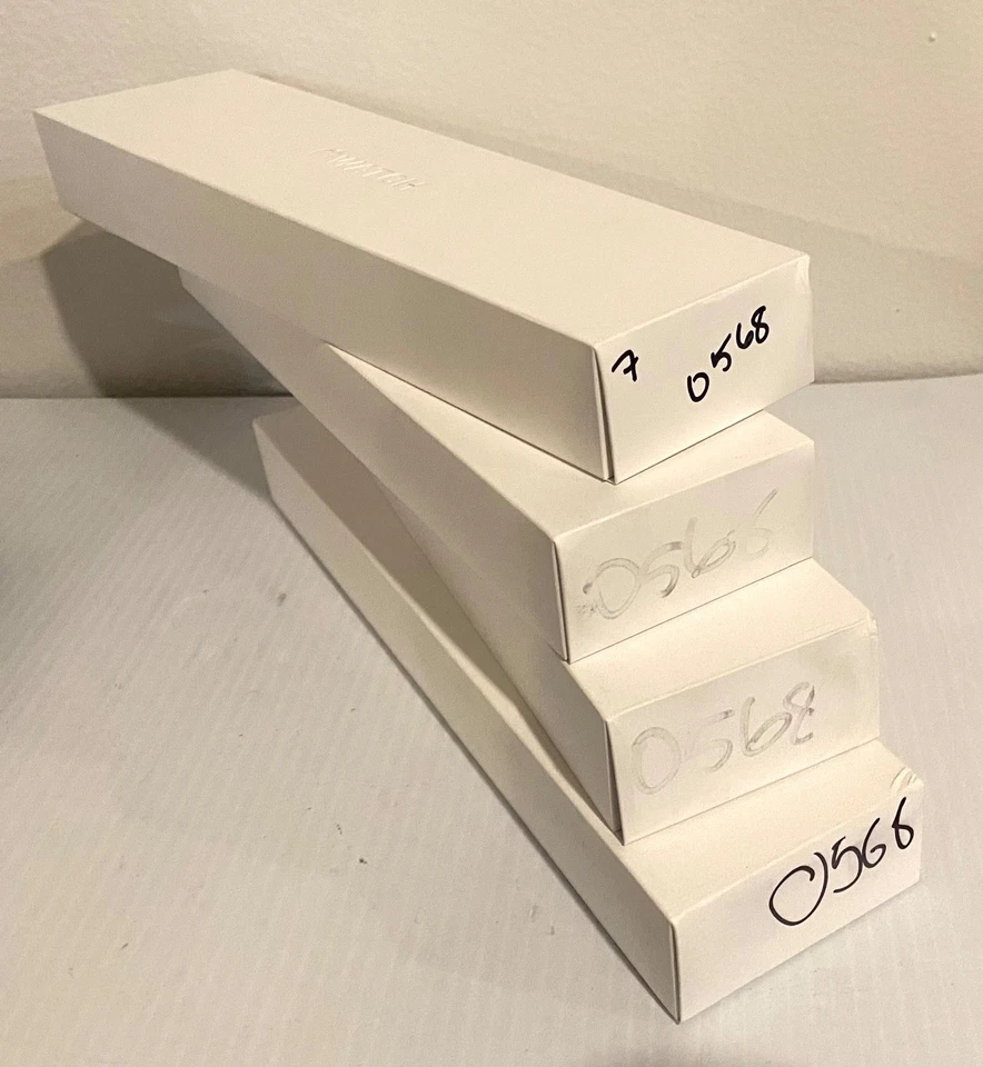 Apple Watch Series 7 GPS 45mm Midnigt Aluminum case - Mid Sport Band MKN53LL/A - Image 3 of 4