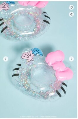 Forever 21 x Hello Kitty Pink Seashell Hello Kitty Pool Float Set