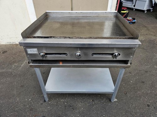 Stratus SMG-36 36" Flat Top Griddle Nat Gas w/ Stand Tested Works Good