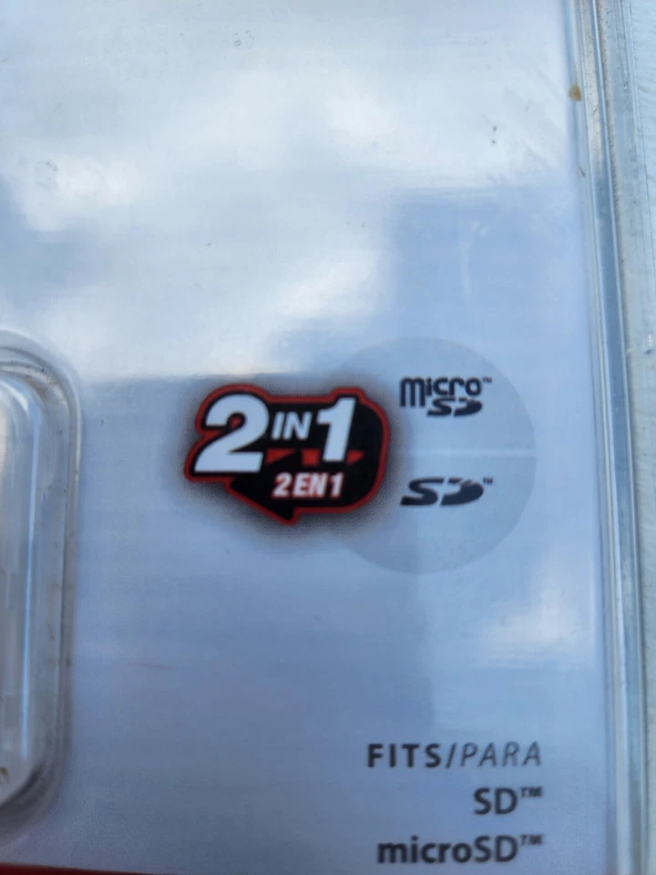 Sandisk 2GB Memory Card Micro SD MicroSD Universal 2 IN 1 With Adapter - Image 3 of 4