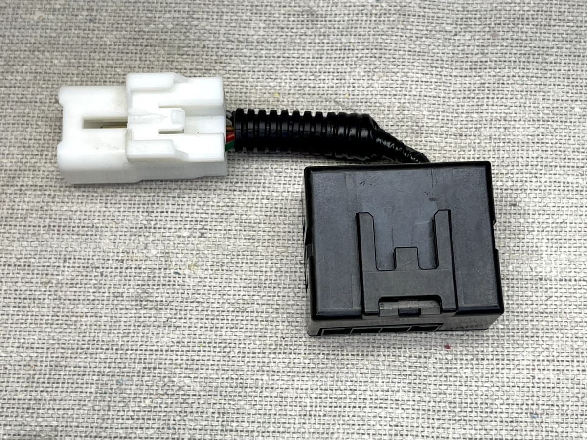 03-13 Lexus IS250 IS350 FRONT SEAT HEATER CONTROL OEM 87501-60010