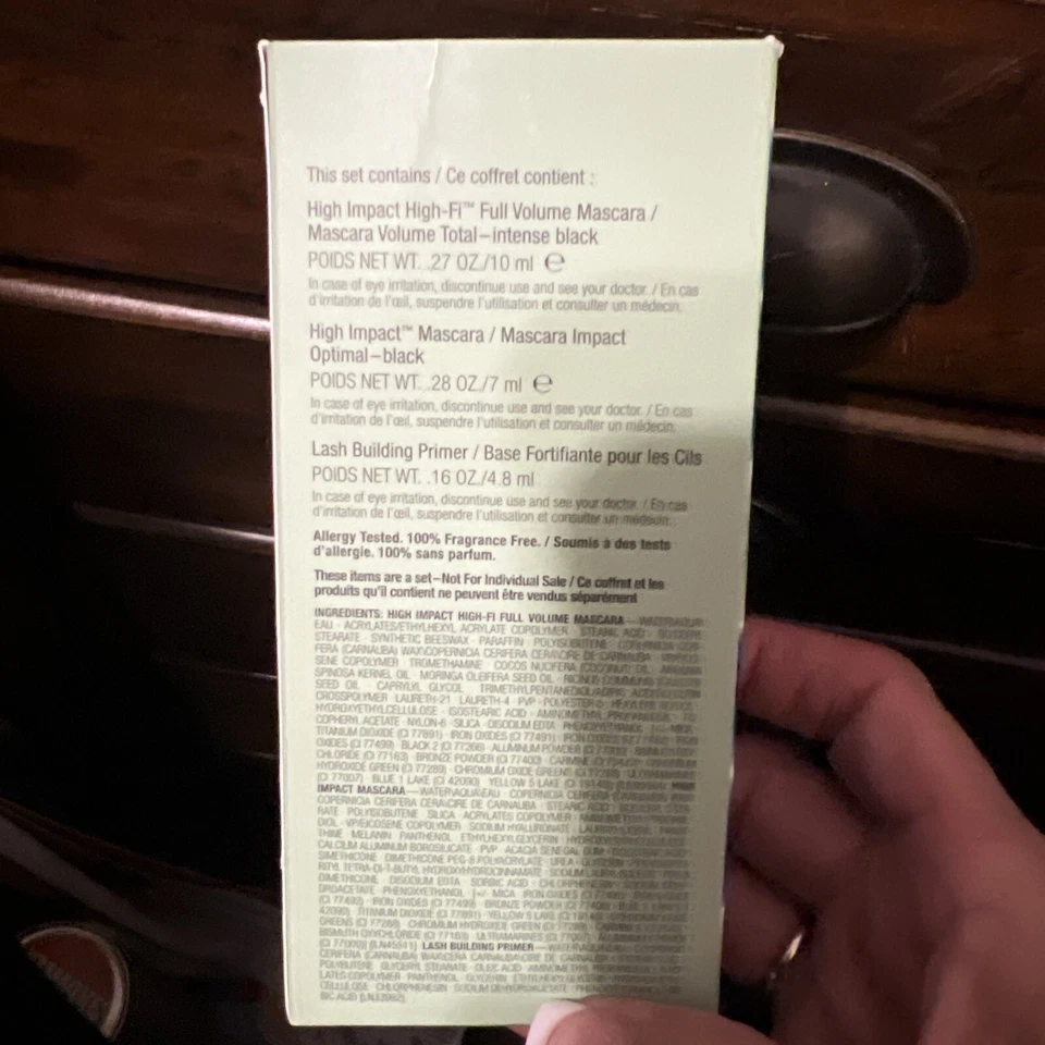 Máscara de pestañas Clinique High Impact Hi-Fi volumen completo, imprimación, máscara de pestañas de alto impacto Foto 2 de 2