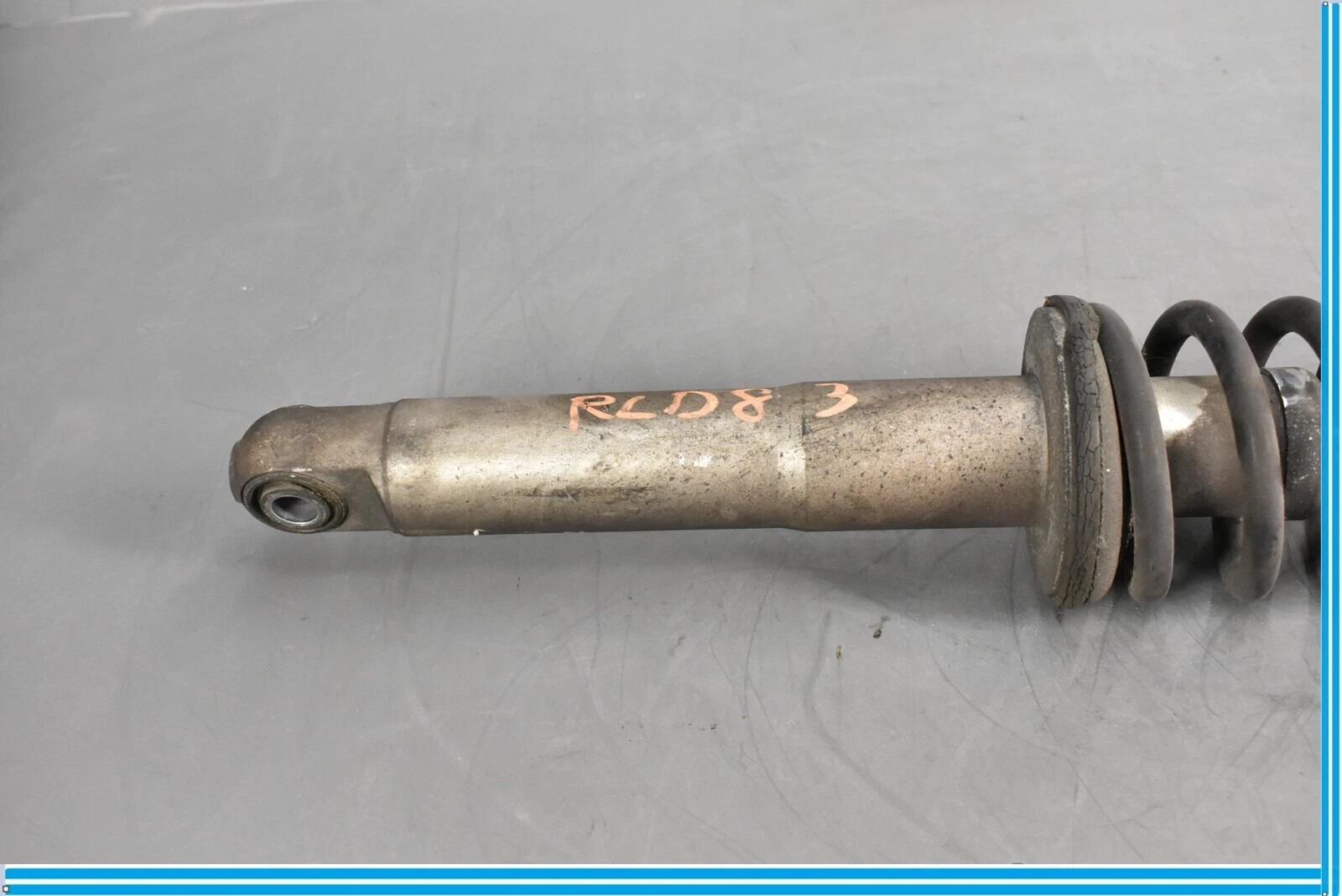 04-08 Maserati Quattroporte M139 Rear Left Or Right Shock Strut Absorber OEM