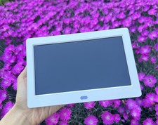 NEW HD Digital Photo Frame - White 3.5 x 6  screen w/box and all inclusions