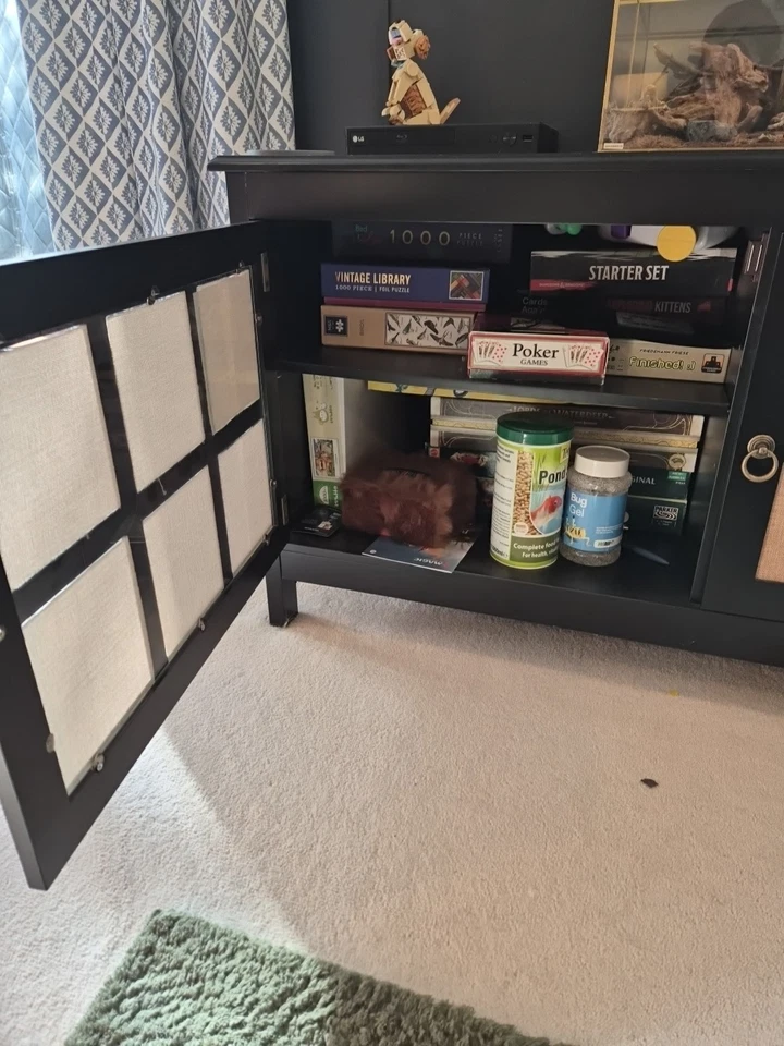 Sideboard Storage Cabinet with 2 Doors only. - Image 2 of 2