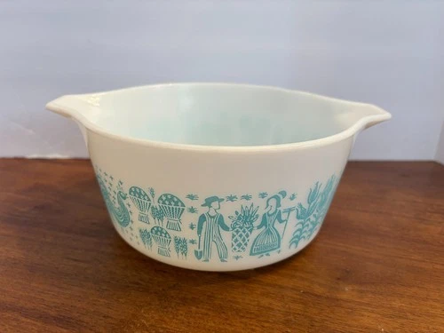 Vintage Pyrex #474-B 1 1/2 Qt Amish Butterprint Casserole Baking Dish White Blue