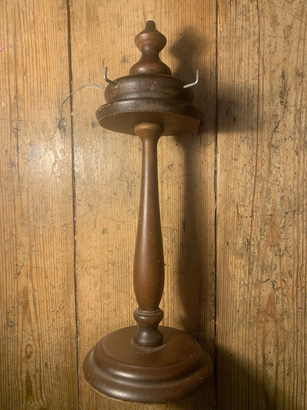 Vintage Pine Wood Turned Wooden Stand 4 Hooks measuring Baking Cooking Spoons
Opens in a new window