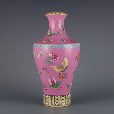 RARE QING DYNASTY QIANLONG ROUGE PINK FAMILLE ROSE BUTTERFLY PORCELAIN VASE - Image 1 of 4