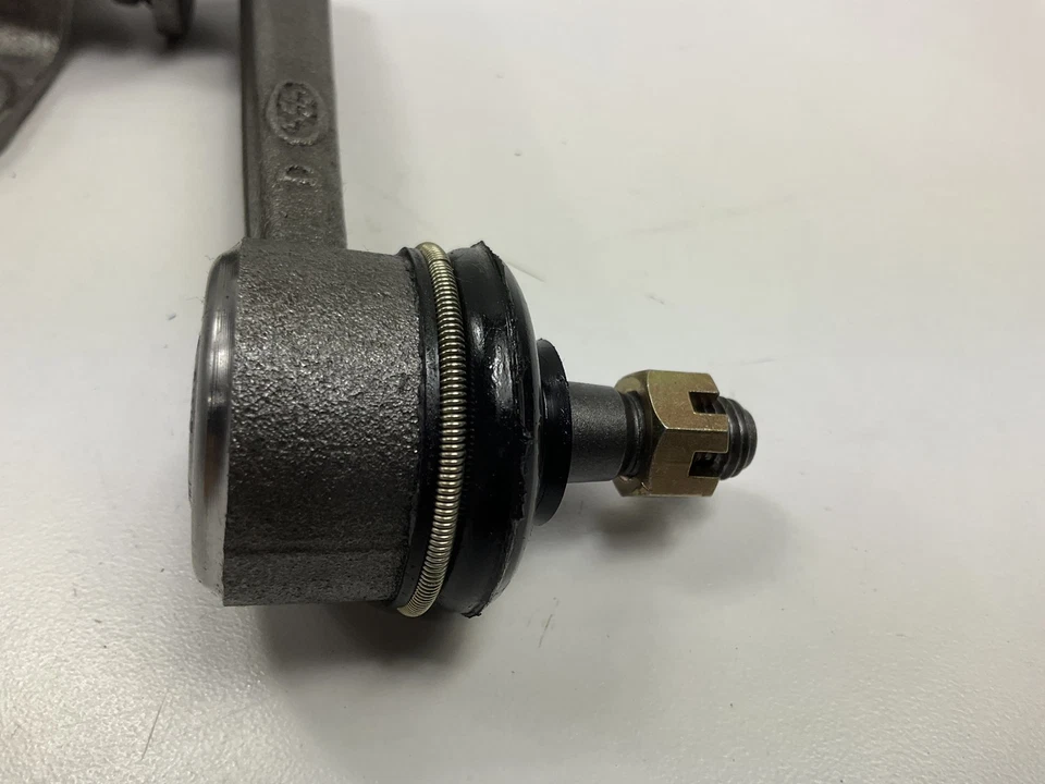 Brazo de rueda loca de dirección OEM 555 NUEVO SIN CAJA para Mazda 626 1979-1982 (tracción trasera) Foto 3 de 4