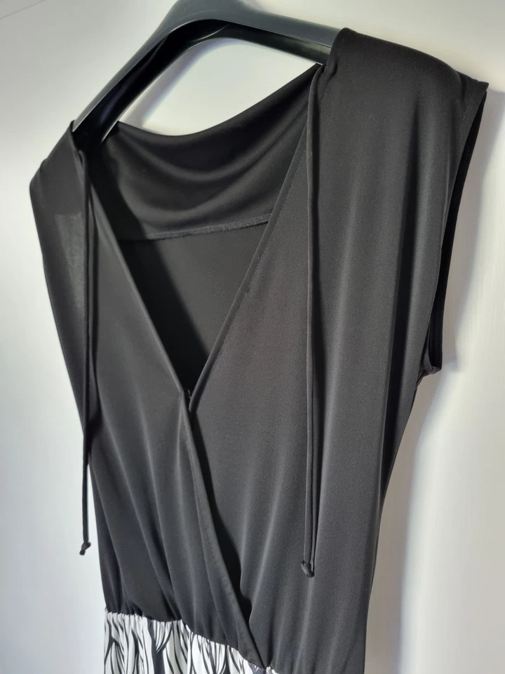 ana alcazar Damen Overall Einteiler Gr. 38 Zebra Jersey V-Ausschnitt Kurzarm - Bild 3 von 4