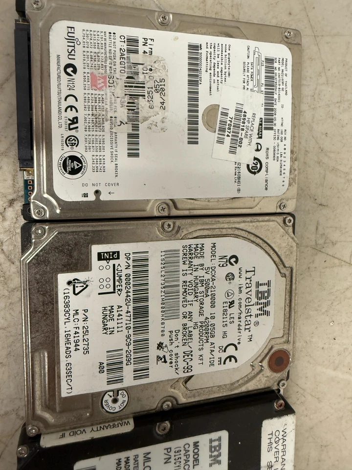Lote de 5 discos duros IBM DCXA-210000 10,5 GB/N 84G2986 y más vintage Foto 2 de 4