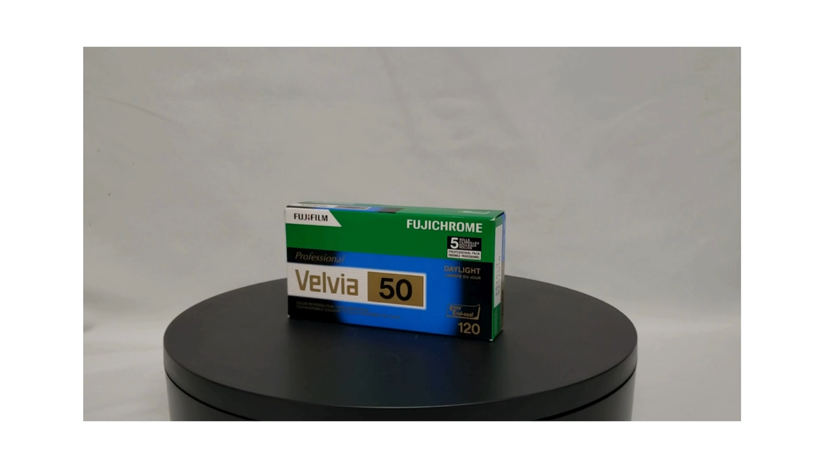 Fujifilm Reversal Film Fujichrome Velvia 50 ISO Color 120 Film 5