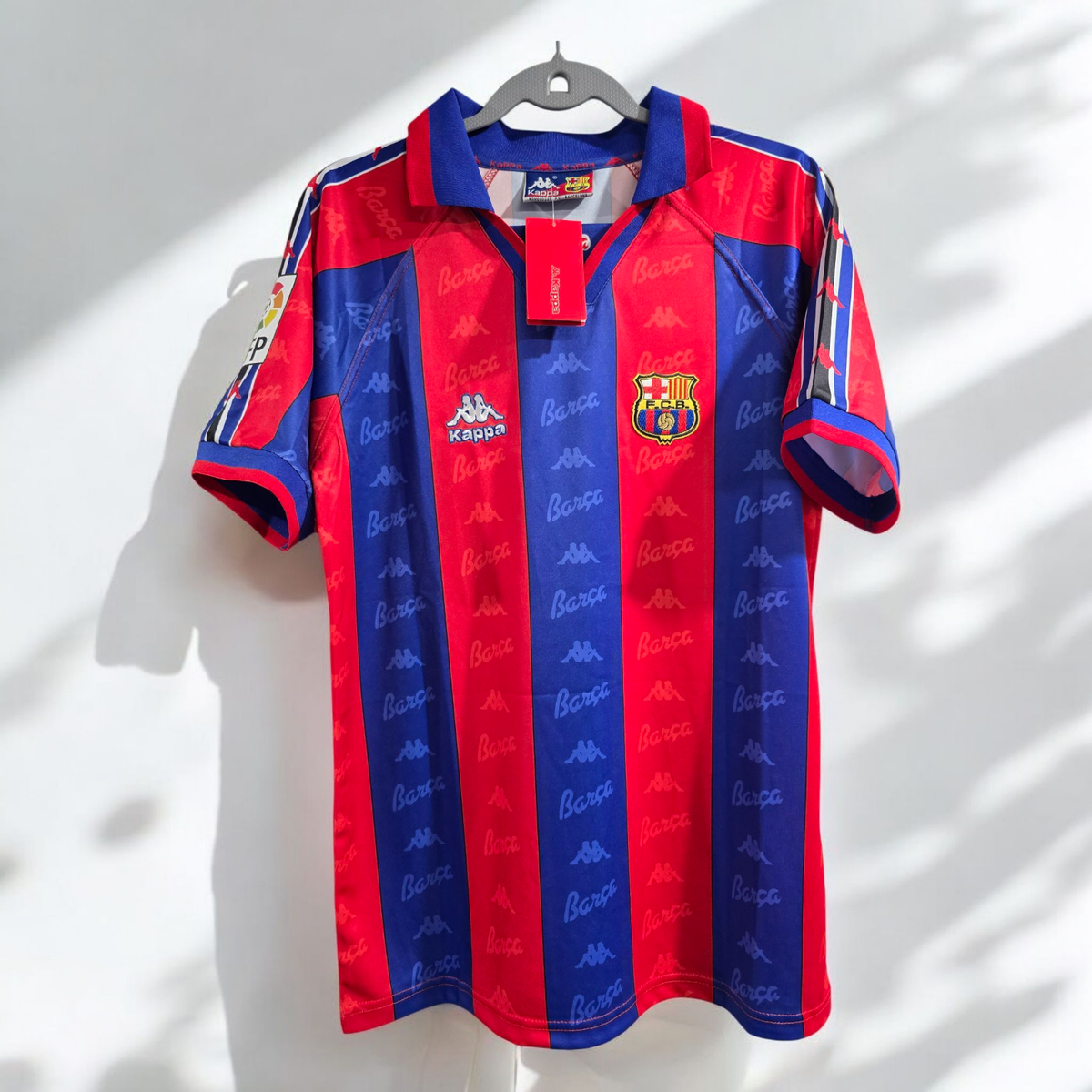Barcelona FC Home 95/96 - Retro - Soccer - HAGI # 11 Barcelona FC Home 95/96 - Retro - Soccer - HAGI # 11