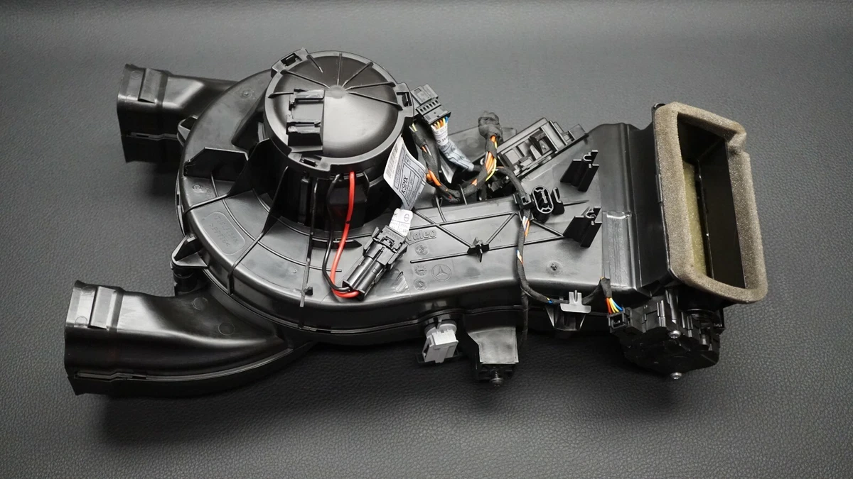 OEM MERCEDES BENZ GLE GLS W166 X166 REAR HEATER BLOWER A1668300008  