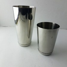 Stainless Steel Bar Shaker Cup Set WinCo Two Pieces Large And Small
