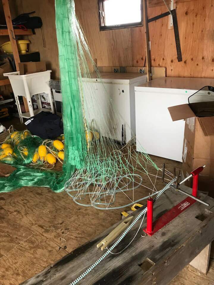 7 7/8 inch 30 mesh ( 20ft deep ) 630ft Mono / Premium