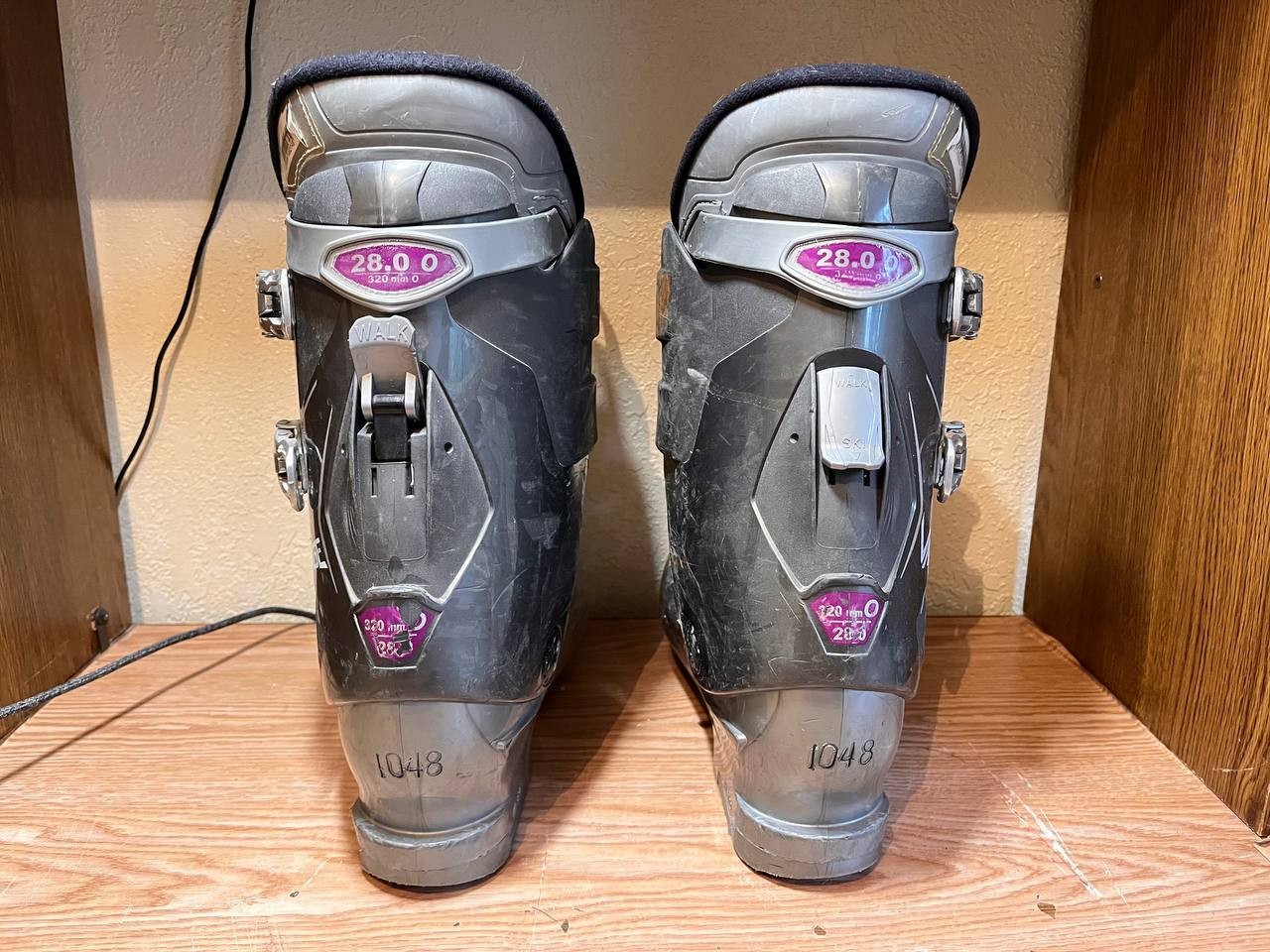 SALOMON Scarponi da sci Dalbello Vantage 4F Mondo 28 US 10 usati modalità passeggio sci