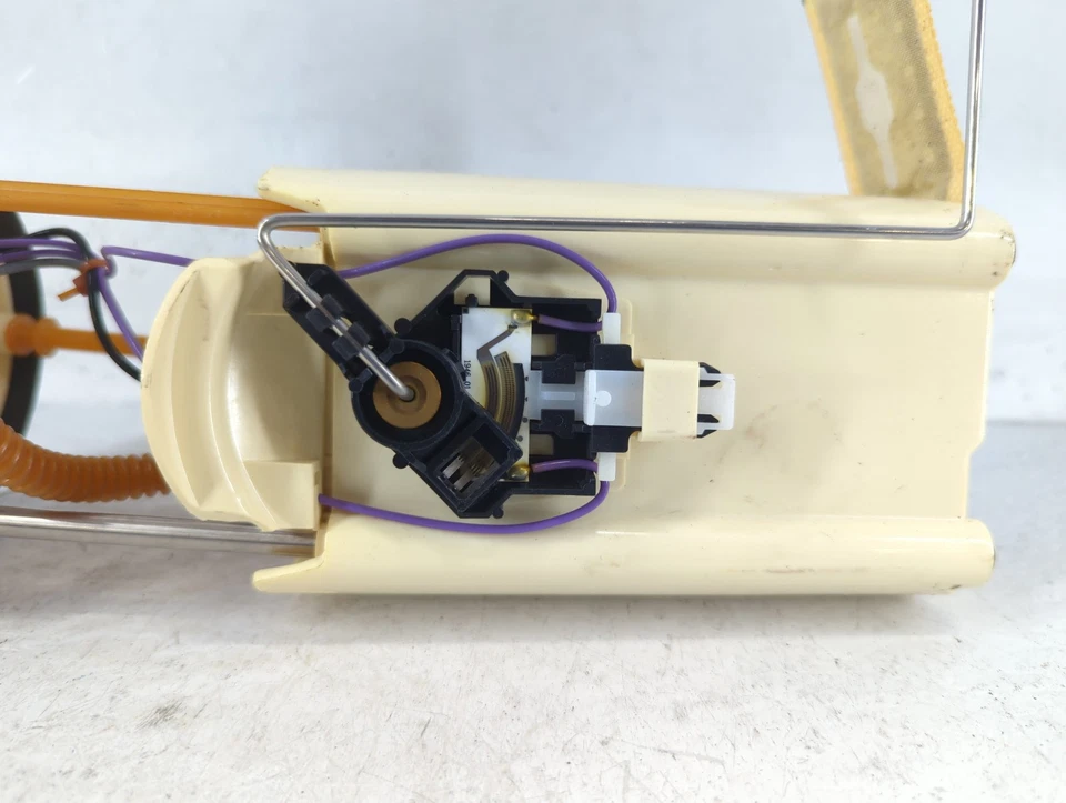 Conjunto de bomba de combustible eléctrica Pontiac Sunfire 2000-2000 L5MV7 Foto 2 de 4