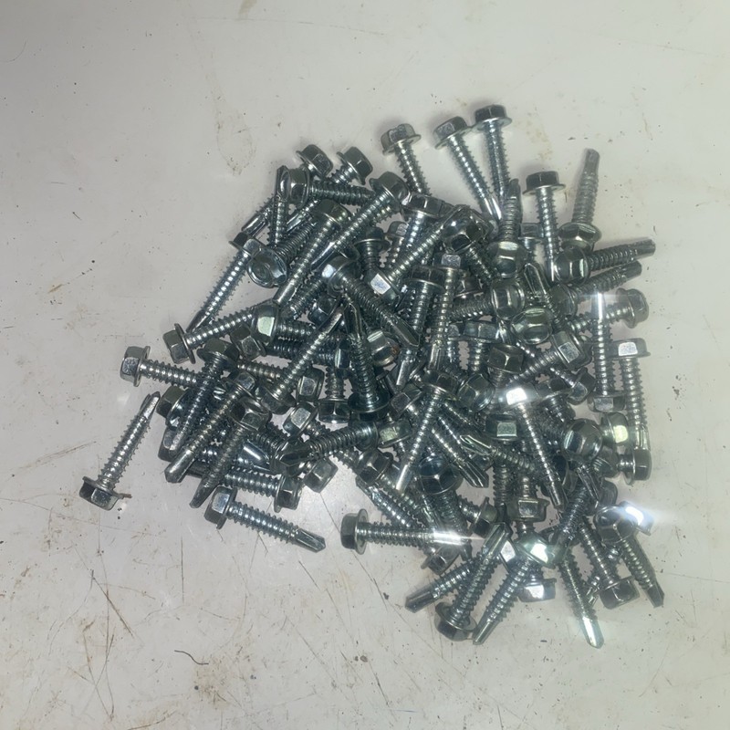 1 Inch Long Self Tapping Screen for Metal Approximately 100 Pieces
