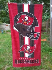 NFL TAMPA BAY BUCCANEERS 30 X 60 PULGADAS TOALLA DE PLAYA
