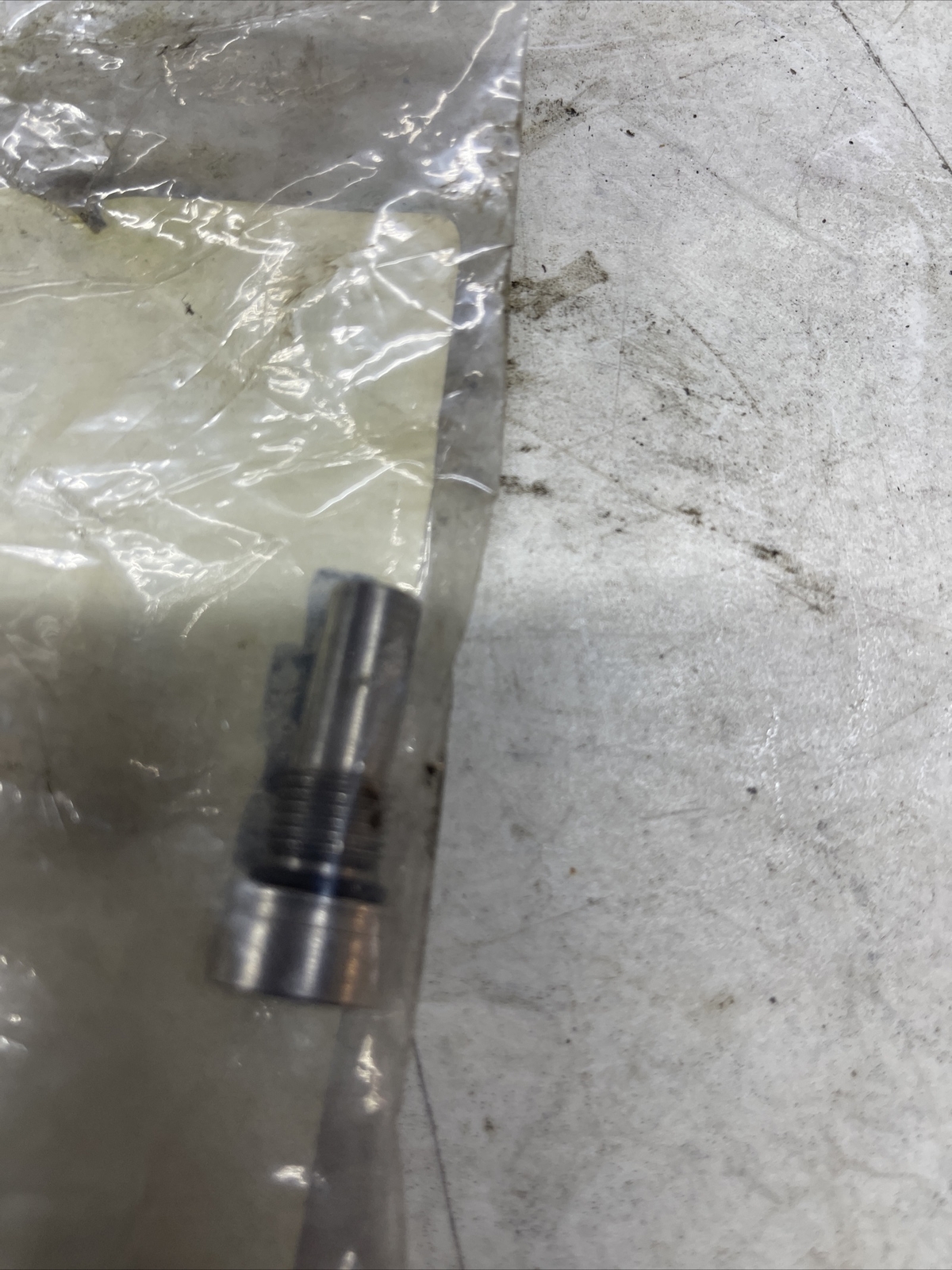 International Navistar 1841629C92 Fuel Pressure Regulator for sale 
