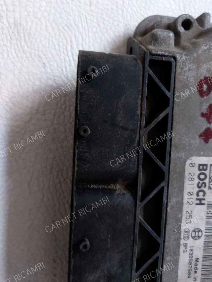 0281012253 BOSCH EDC16U1 03G906016HJ CENTRALINA MOTORE VW GOLF V 2.0 TDI 103KW - Immagine 4 di 4