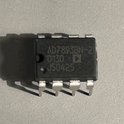 AD7893BN-2 (Lot of 5 pieces ) 12 Bit Serial Analog to Digital Converter 8-PDIP