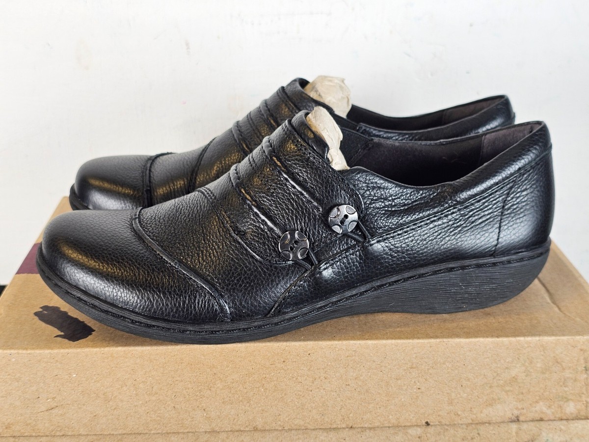 Clarks Women's Fianna Still Loafer Size 10 Flat Shootie Shoe Black