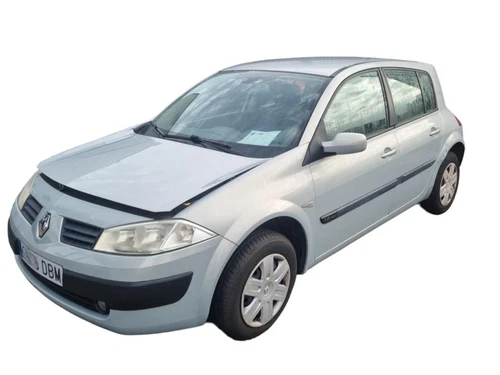 8200115543 Condensador/Radiador Aire Acondicionado per RENAULT MEGANE II 215012 - Foto 5 di 7